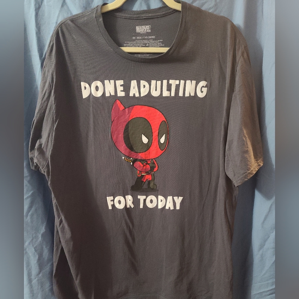 Marvel Short Sleeved Deadpool Tshirt Size Men’s 2XL